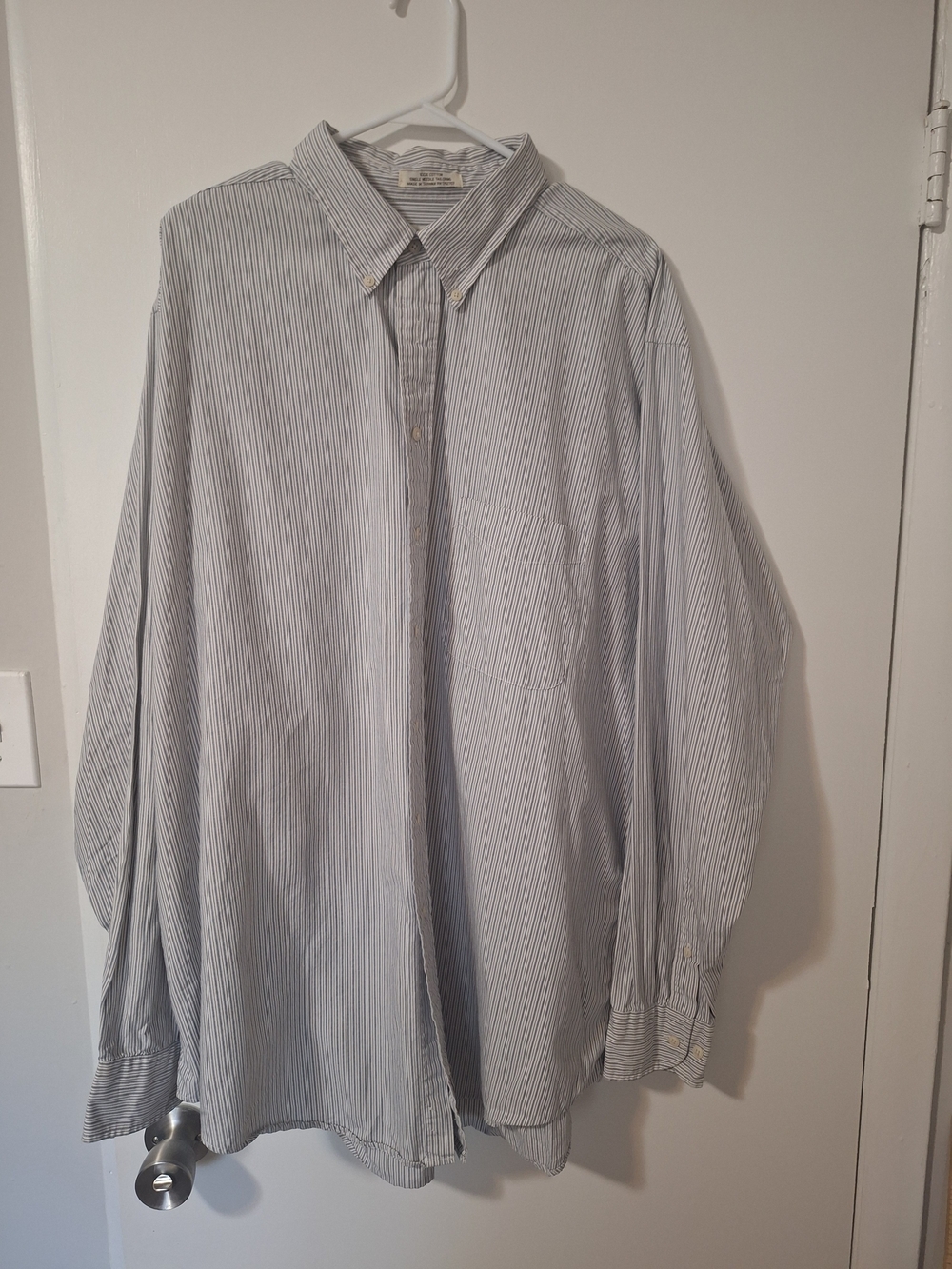 Natural Exchange by Alexander Lloyd Men's Button-down Thin Stripes Dress Shirt
